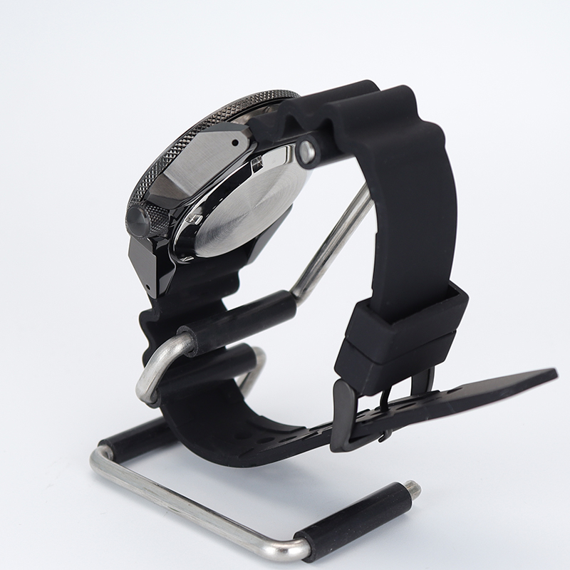 Caja de reloj de buceo de 43,8 - Rubber Strap Diver reseña y precio