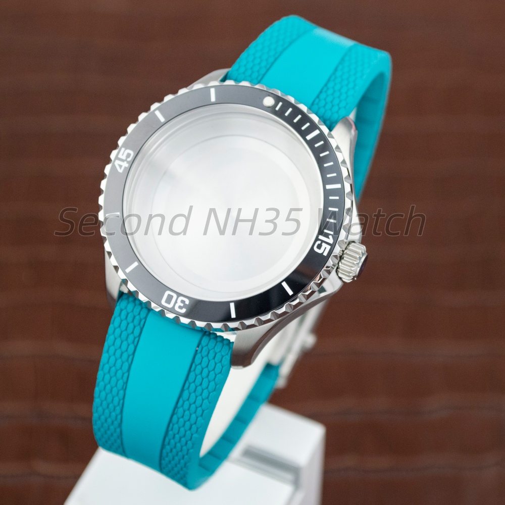 Caja de reloj de buceo de 44 m - Rubber Strap Diver reseña y precio